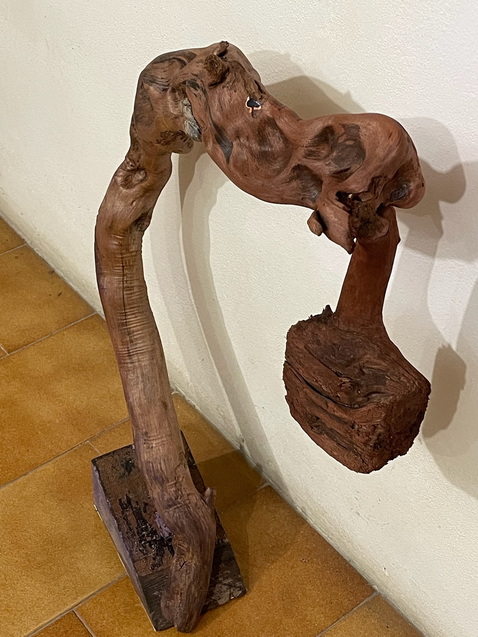 Casa Montico 01 - Ingresso - dettaglio scultoreo in legno