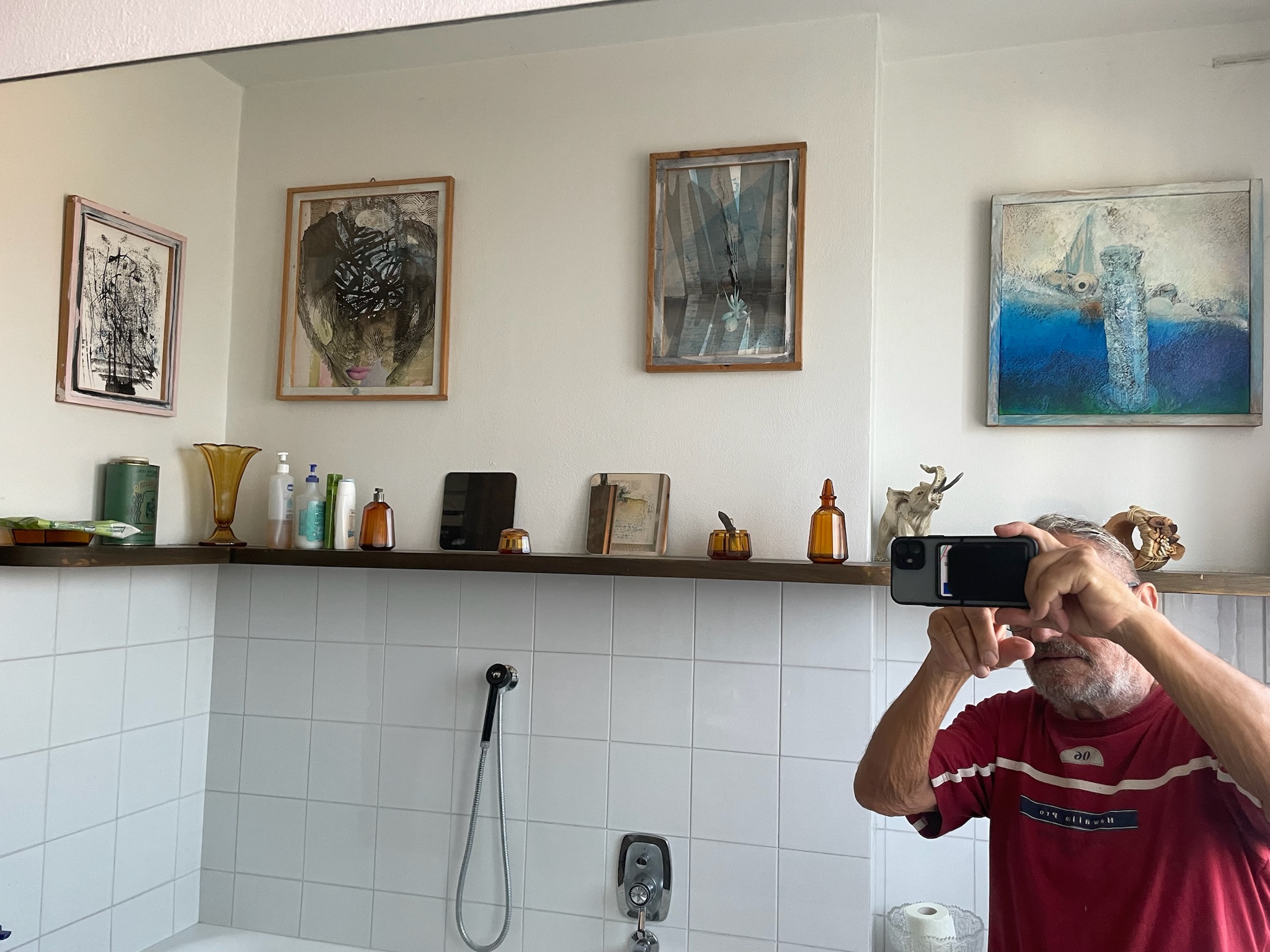 Casa Montico 58 - Mensola di studio - piccoli quadri e oggetti